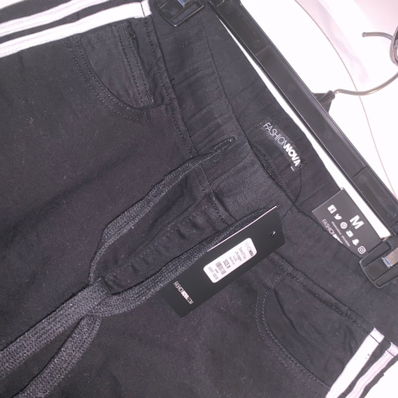 Fashion Nova Spice of Your Life Joggers - Picture 7 of 8